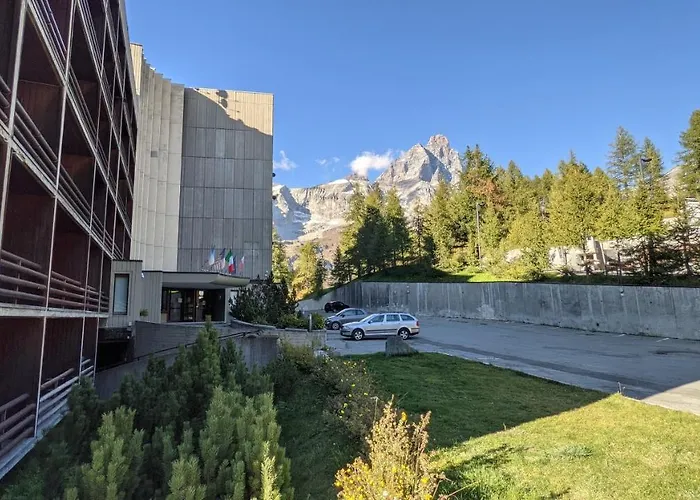 Cervinia 2121 - & Mountain Panorama *